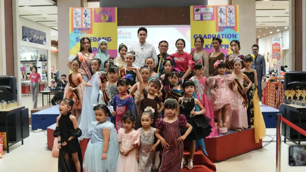 Anak-anak LKP RPN Modeling School Tampil Memukau