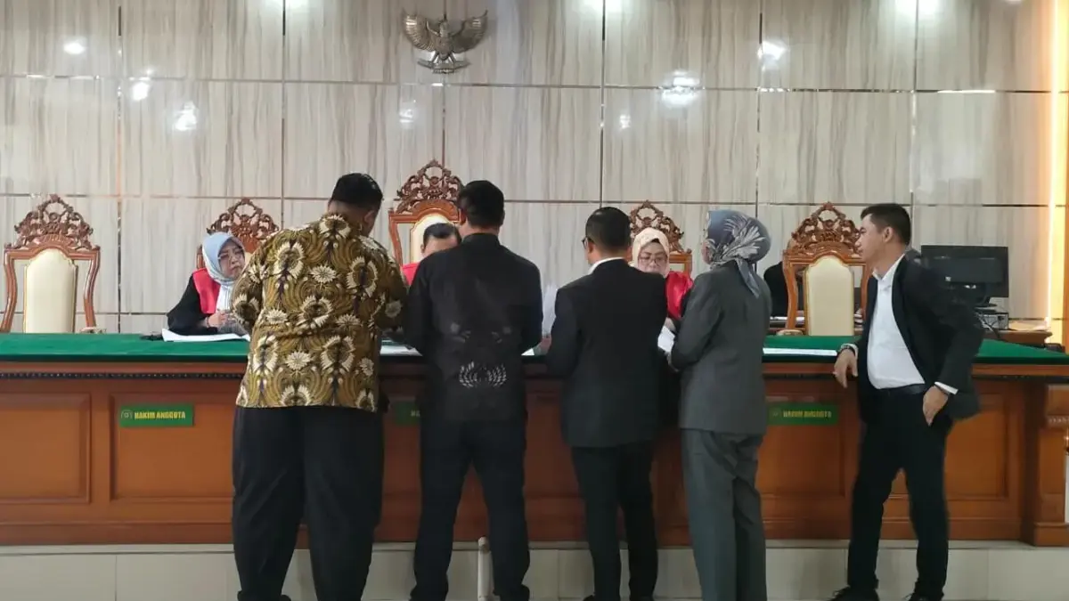 Kuasa Hukum LM Yakin RK Ayah Biologis, Ini Dia 4 Bukti Eksepsi yang Diserahkan