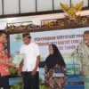Petani Lega, Gubernur Luthfi Bebaskan Hutang dan Serahkan 1.065 Sertifikat Tanah