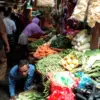 Harga Bahan Pokok di Pasar Tanjungsari Masih Stabil, Meski Bawang Merah dan Cabai Alami Kenaikan