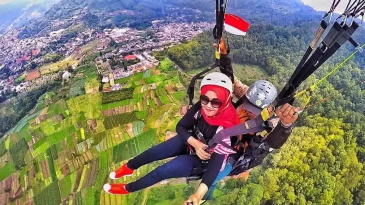 Hal-Hal yang Perlu Kamu Perhatikan Sebelum Melakukan Olahraga Paralayang