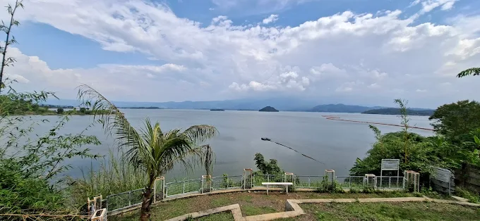 Pesona Jatigede, Tempat Wisata Dengan View Bendungan Jatigede