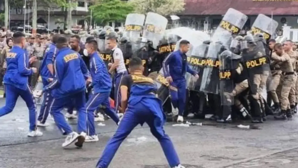 Satpol PP Hadapi “Perusuh” di Lapangan Parade IPDN, Begini Faktanya