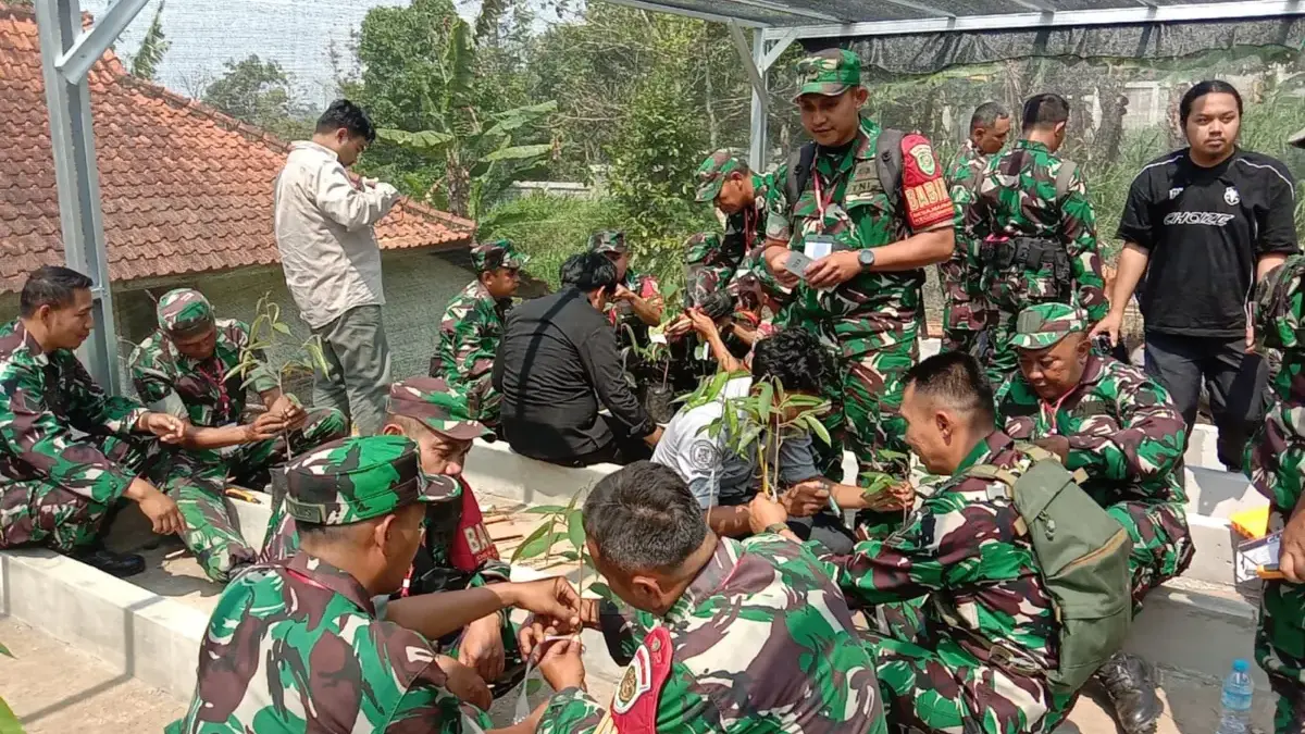 Melatih Babinsa Budidaya Hortikultura