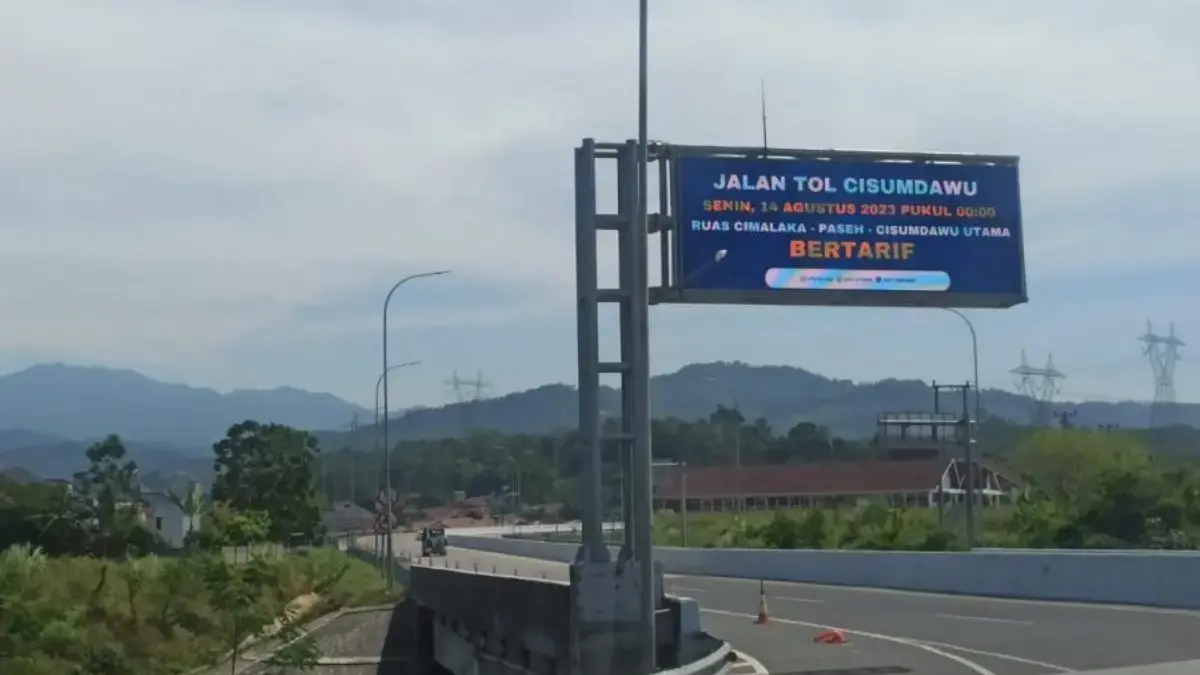 Bupati Dony Usulkan Pintu Tol Baru di Jatinangor
