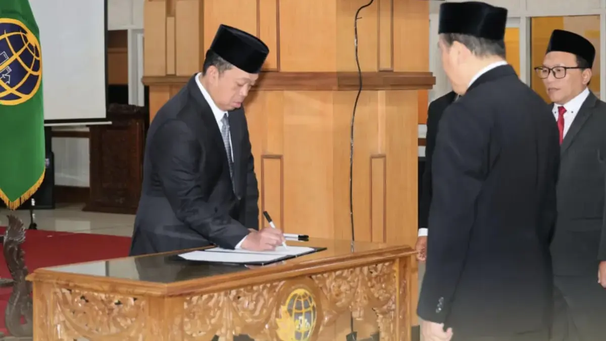 Lantik Pejabat Struktural, Menteri ATR/Kepala BPN: Layani Masyarakat dengan Hati, Bukan Transaksi