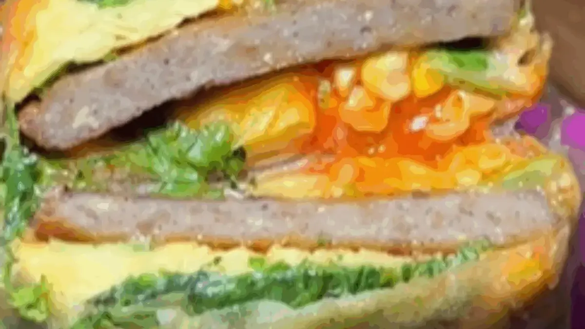 Ngemil Enak di Sumedang? Coba Lumpia Beef Jalan Anggrek!