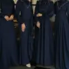 Nggak Perlu Bingung Lagi, Ini Pilihan Warna Jilbab yang Serasi dengan Baju Biru Dongker