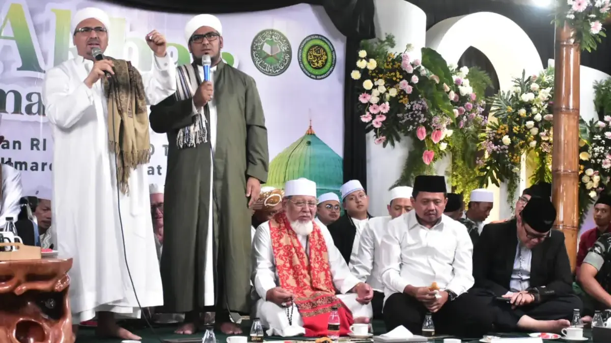 Sumedang, Sajadah Panjang untuk Bersujud dan Menebar Kedamaian