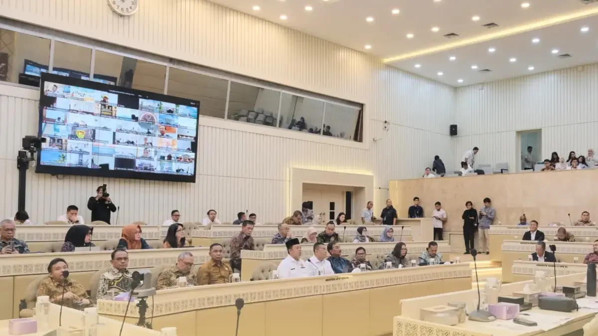 RDP dengan Komisi II DPR RI, Menteri Nusron Paparkan Progres Pendaftaran Tanah Capai 98%