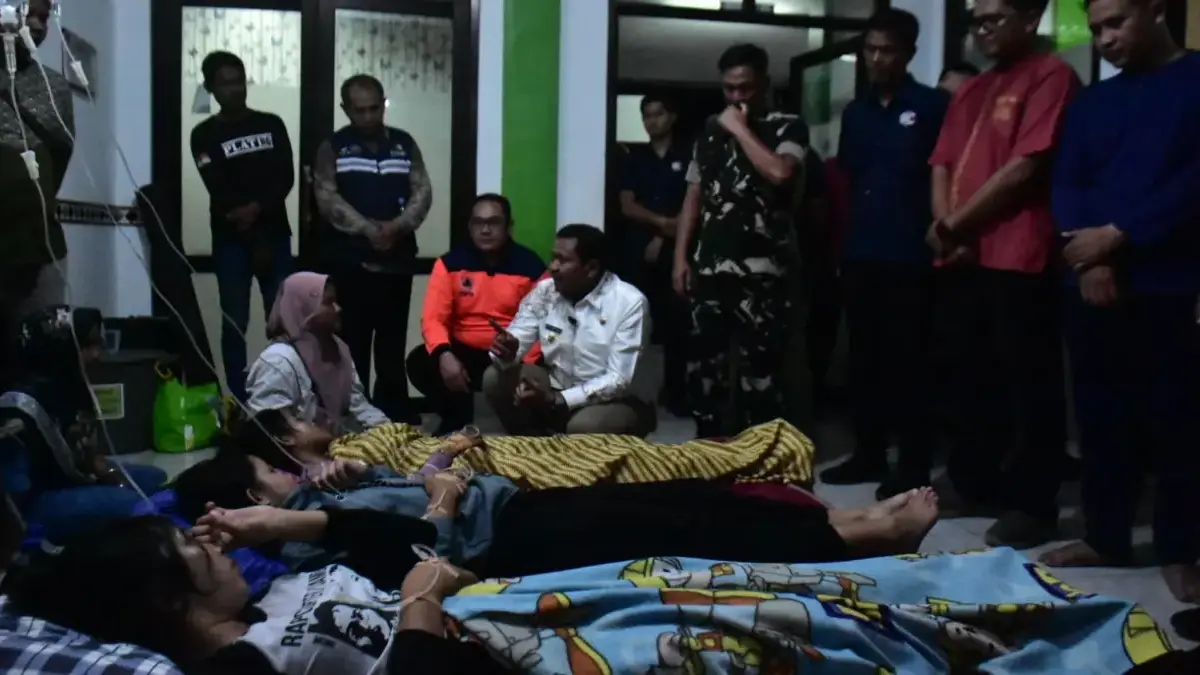 Bupati Dony Jamin Kenyamanan Keluarga Pasien Korban Keracunan MBG