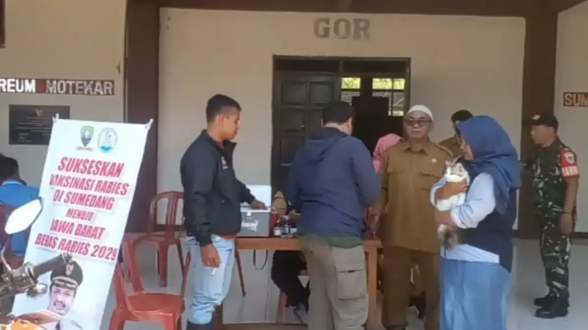UPTD Diskanak Cimalaka Gelar Vaksin Rabies Gratis
