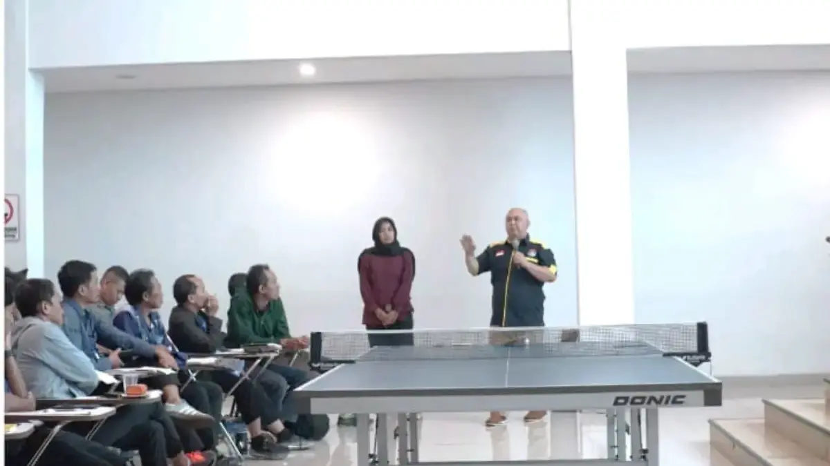 UPI Sumedang Gelar Pelatihan Teknik Dasar Tenis Meja untuk Guru SD di Kabupaten Sumedang.
