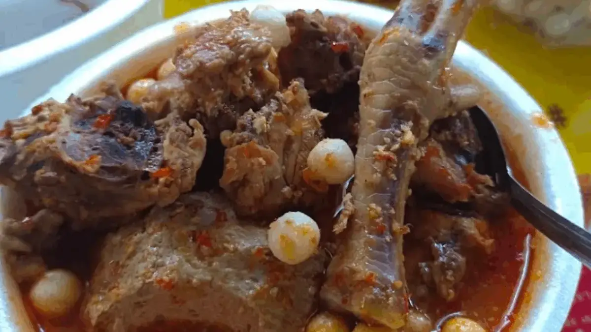 Kuliner Hits! Seblak Empang Sumedang Jadi Incaran Pecinta Pedas
