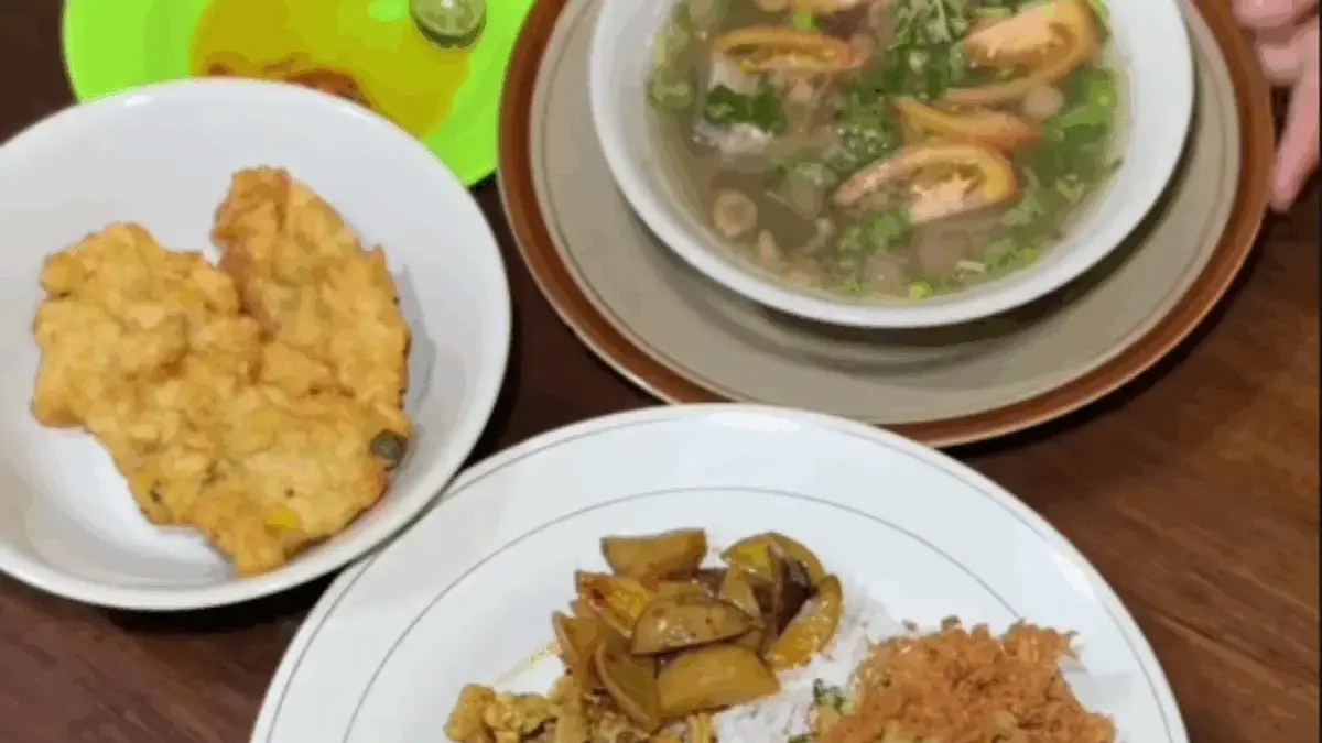 aru Warung Nasi Teh Neng Cimalaka: Murah, Enak, dan Selalu Ramai