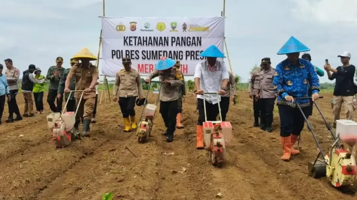 Siapkan Cara Unik Atasi Serangan Monyet di Lahan Petani Sumedang