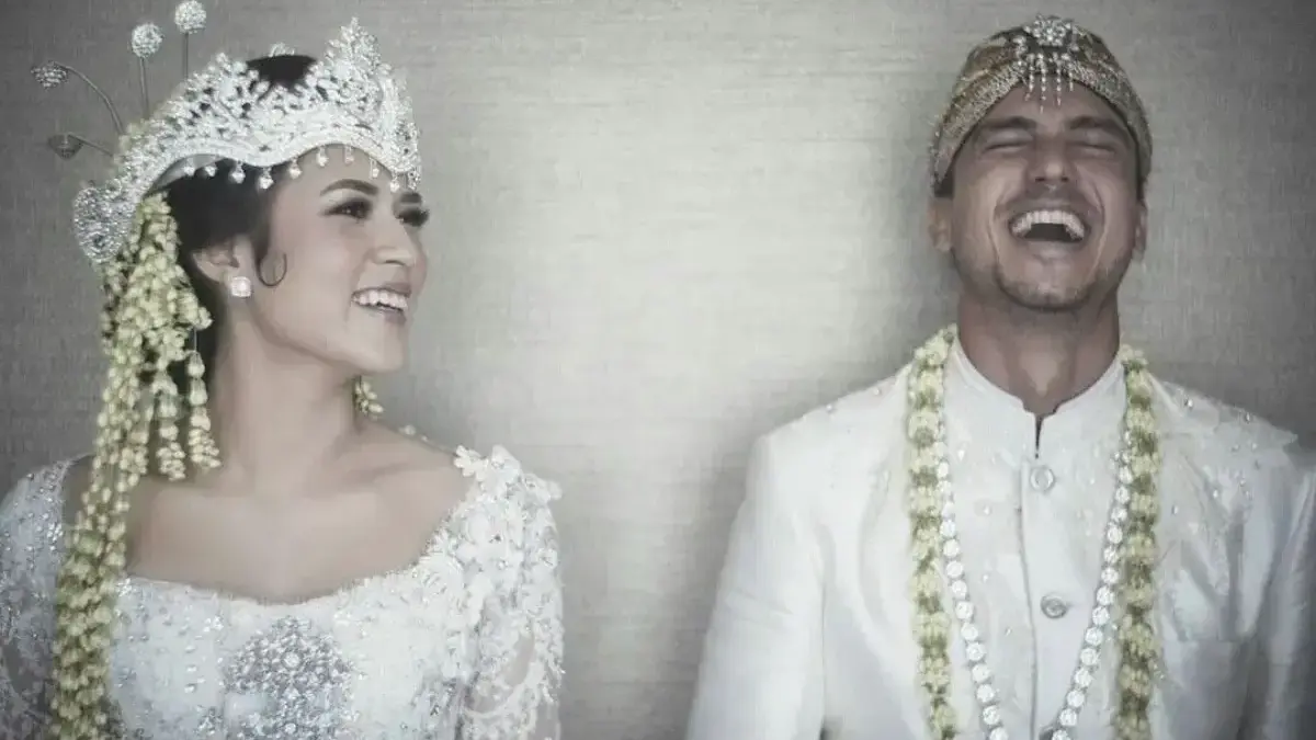 Rumah Tangga Raisa dan Hamish Daud Retak, Apakah Karena Orang Ketiga?