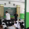 Santri Al-Hikam Belajar Jurnalistik, Lawan Narasi Negatif dengan Tulisan Beretika