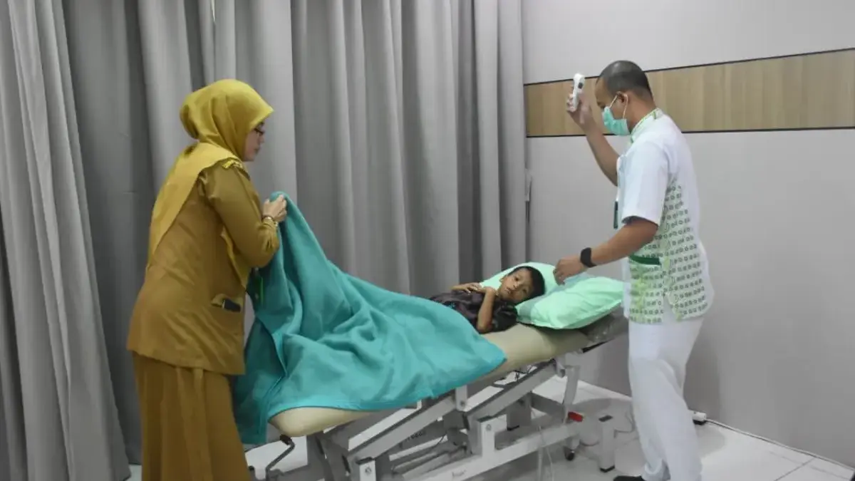 Alif dan Janji Pemerintah, Pemkab Tanggung Penuh Biaya Pengobatan Bocah Penderita Atresia Ani