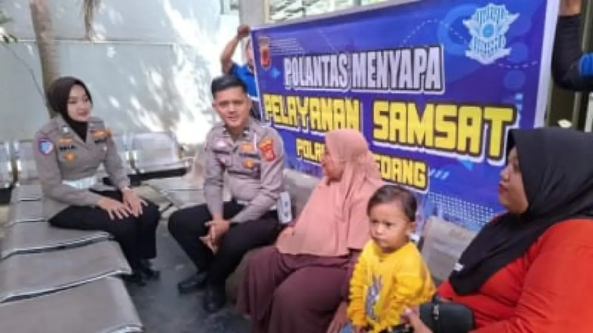 Pastikan Proses STNK Cepat, Polres Sumedang Gelar Program Polantas Menyapa