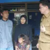 Satu Pesan WhatsApp yang Menyelamatkan Nyawa Bocah Tanpa Anus Asal Situraja Sumedang