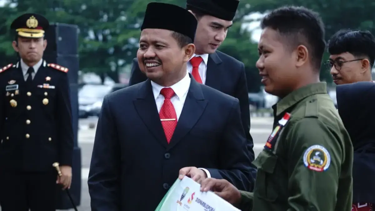 Negara Butuh Pemuda Patriotik: Bupati Dony Ajak Generasi Muda Sumedang Jadi Penentu Sejarah Negara Butuh Pemuda Patriotik: Bupati Dony Ajak Generasi Muda Sumedang Jadi Penentu Sejarah