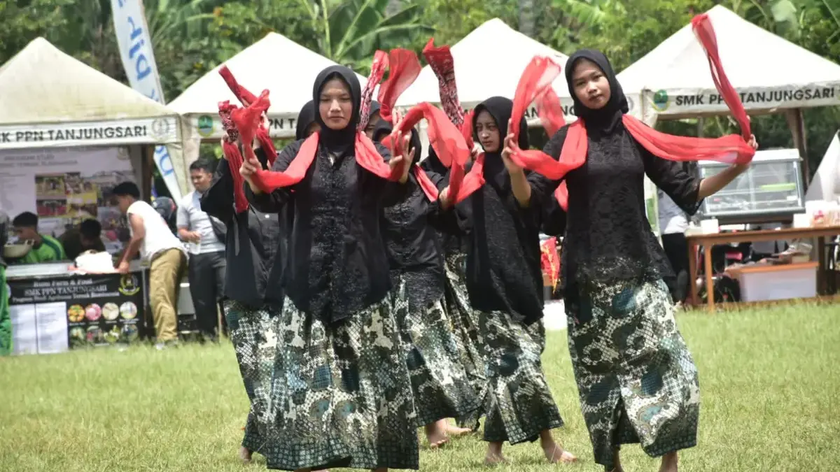 Wabup Fajar Tekankan Penguatan Karakter Siswa di HUT ke-111 SMK PPN Tanjungsari