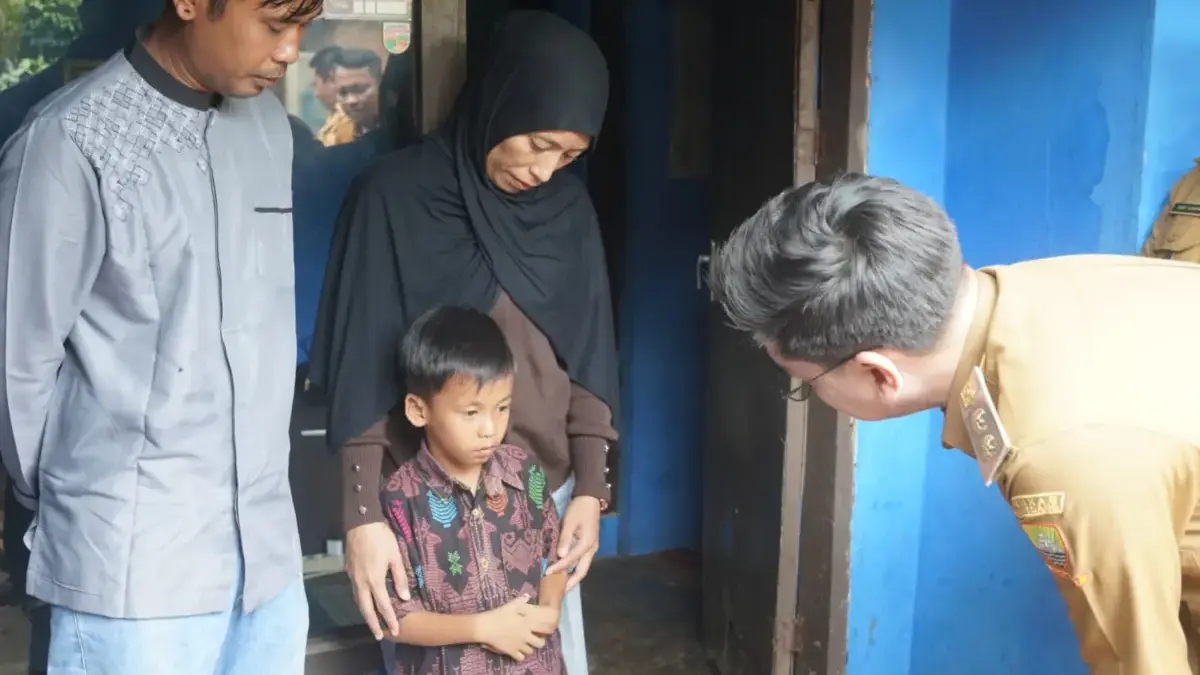 Tujuh Tahun Tanpa Anus, Bocah Ini Akhirnya Bisa Tersenyum