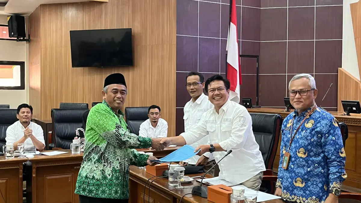 Guru Honorer Madrasah  Pertanyakan Nasib, DPRD: Kami Kawal, agar Dapat Perhatian Serius