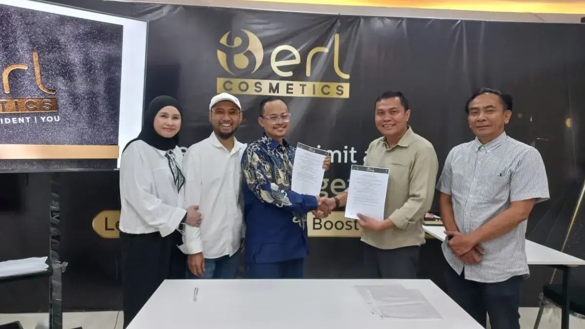 Disway Group dan B Erl Cosmetics Resmi Jalin Kerja Sama, Kolaborasi untuk Berbagai Manfaat Luas Disway Group dan B Erl Cosmetics Resmi Jalin Kerja Sama, Kolaborasi untuk Berbagai Manfaat Luas