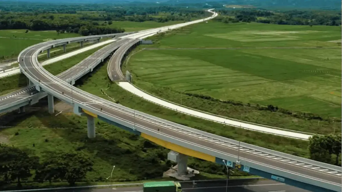 Lewat Tol Cisumdawu, Jangan Lupa Mampir ke 5 Tempat Wisata Ini