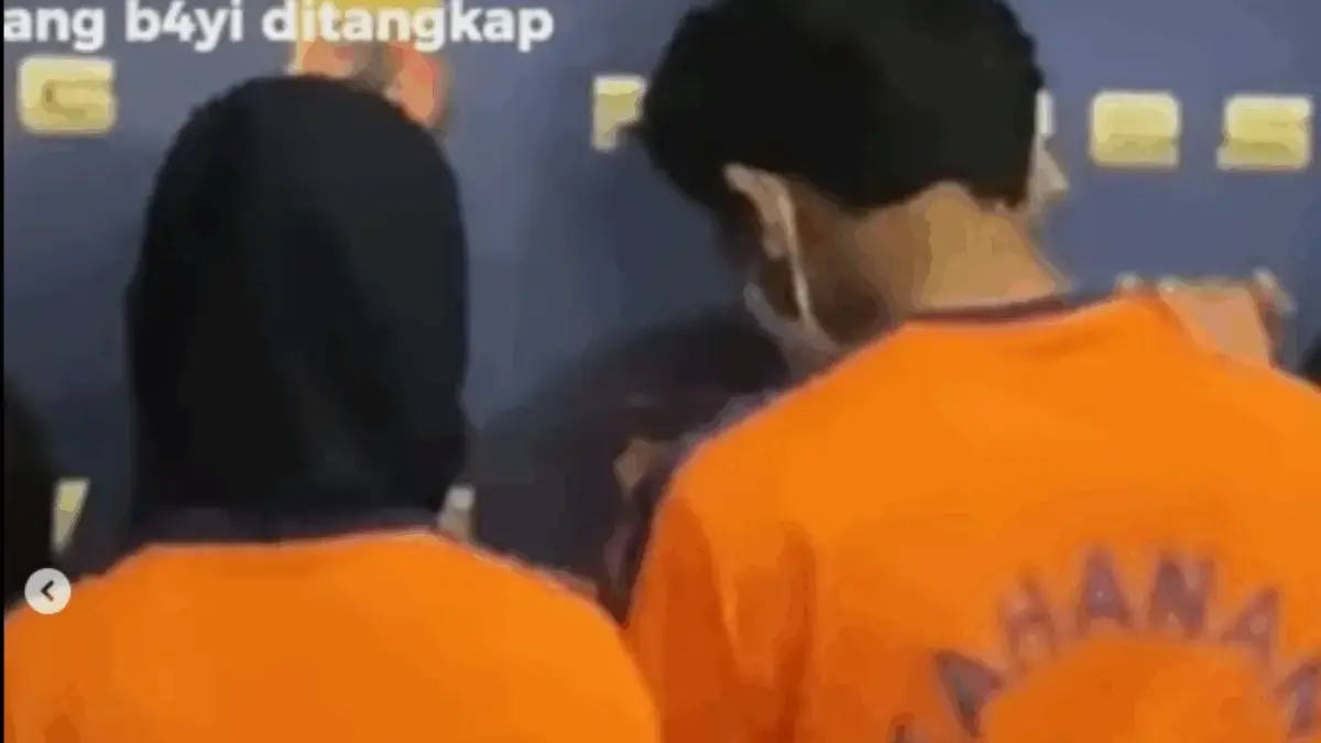 Polres Karawang Tangkap Sepasang Kekasih Pelaku Pembuangan Bayi dengan Mulut Dilakban Polres Karawang Tangkap Sepasang Kekasih Pelaku Pembuangan Bayi dengan Mulut Dilakban