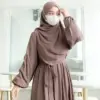 Jarang Diketahui, Inilah Sejarah Warna Coksu di Indonesia dalam Dunia Fashion