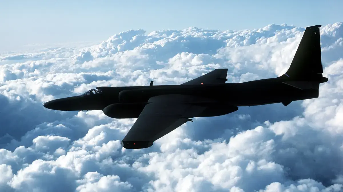 Lockheed U-2 Dragon Lady: Mata-mata Abadi di Tepi Ruang Angkasa Lockheed U-2 Dragon Lady: Mata-mata Abadi di Tepi Ruang Angkasa