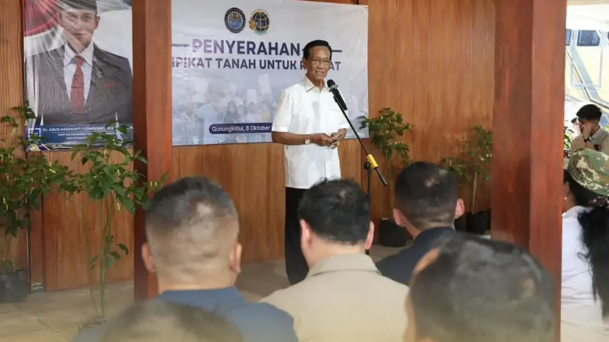 Sri Sultan Hamengkubuwono X Apresiasi Penyerahan Sertipikat Tanah untuk Masyarakat Gunungkidul