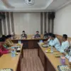 DPRD dan Kemenag Sumedang Bahas Nasib 853 Guru Honorer Madrasah: “Jangan Ada Diskriminasi”