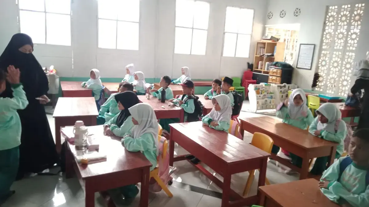 Sekolah SDS Fatimah Az-Zahra Cimanggung Dapat Bantuan Revitalisasi, Siswa Sementara Belajar di Mushola