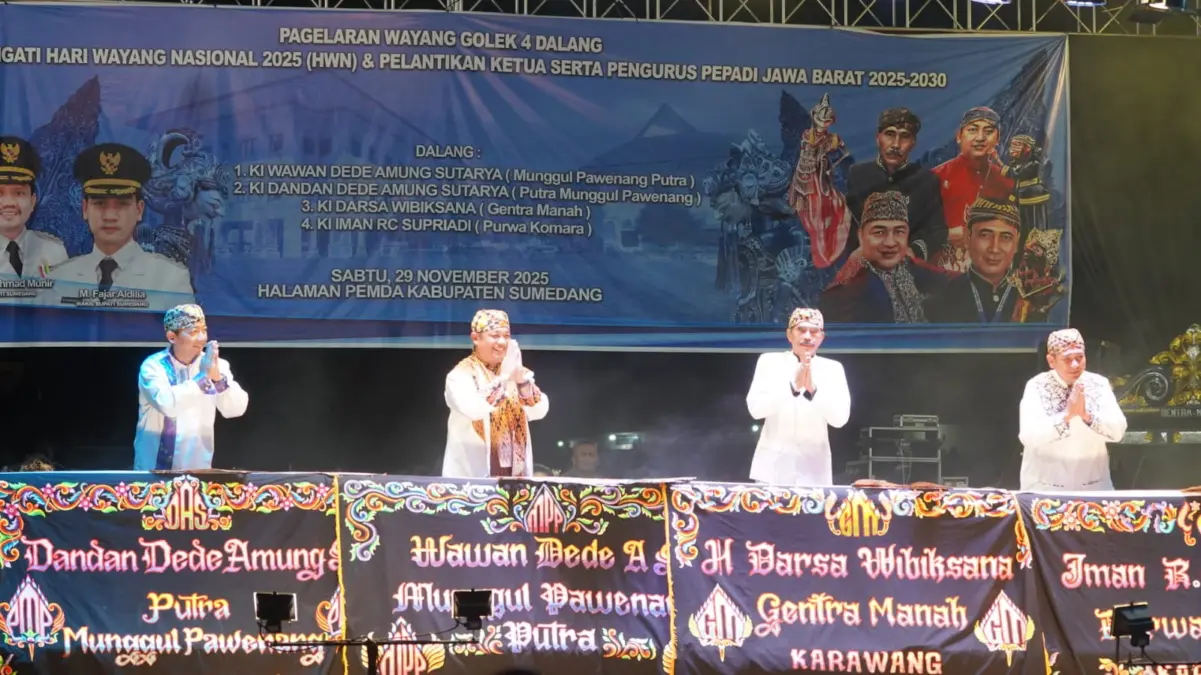 Empat Dalang Pentaskan Wayang Golek di Hari Wayang Nasional