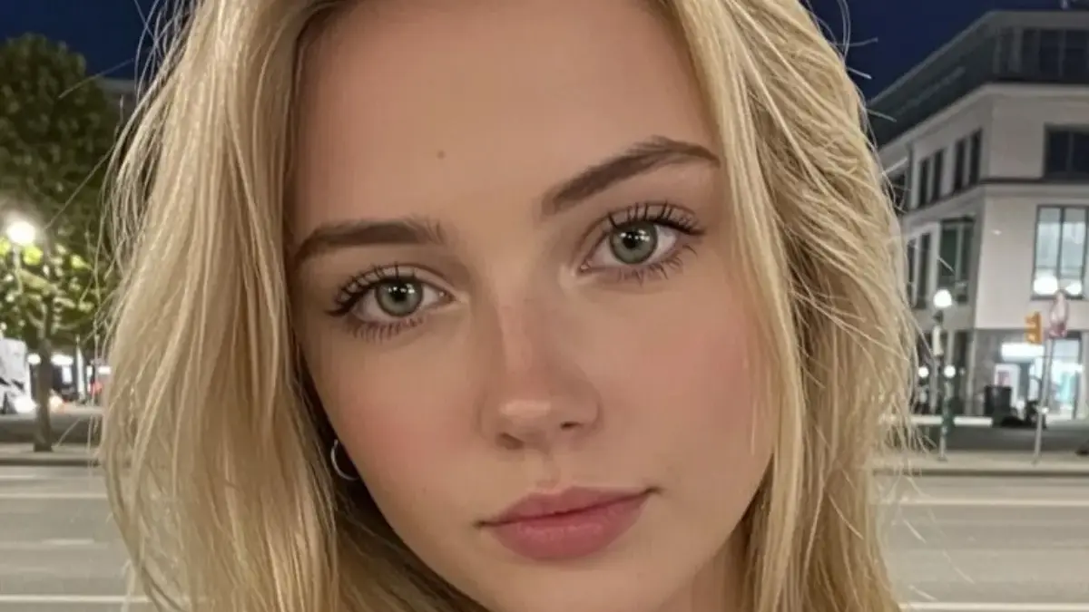 Dari Bibir Kusam Jadi Fresh! Trik Memilih Lip Cream Pigmented yang Tetap Ringan