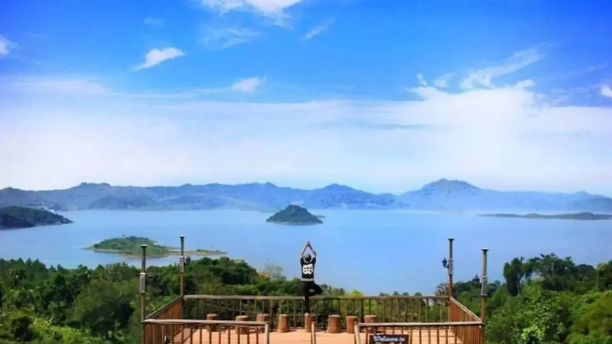 6 Destinasi Wisata Keluarga Paling Memesona di Jatigede untuk Liburan Nataru 2025 6 Destinasi Wisata Keluarga Paling Memesona di Jatigede untuk Liburan Nataru 2025