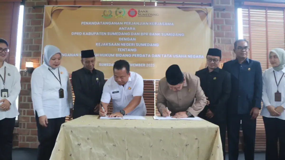 DPRD Sumedang Gandeng Kejari dan BPR untuk Perkuat Pengawasan Hukum Kebijakan Publik DPRD Sumedang Gandeng Kejari dan BPR untuk Perkuat Pengawasan Hukum Kebijakan Publik