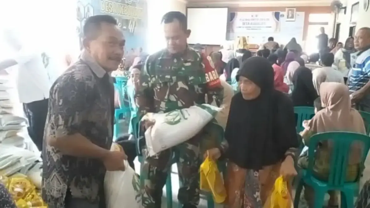 Data Bantuan Pangan di Desa Kebonjati Berkurang, 325 KPM Terima Beras & Minyak Goreng Data Bantuan Pangan di Desa Kebonjati Berkurang, 325 KPM Terima Beras & Minyak Goreng