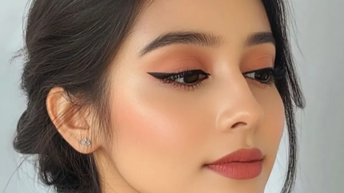 Rahasia Makeup 3 Menit: Base Riasan Praktis untuk Wanita Super Sibuk