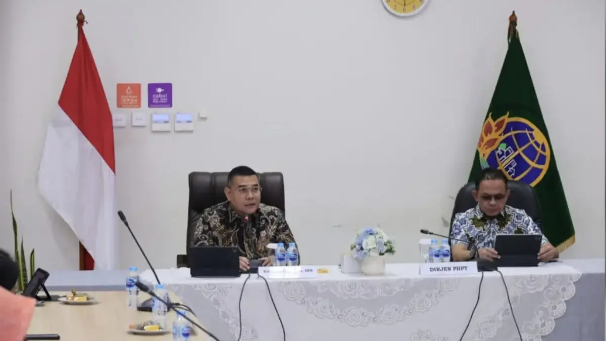 Pimpin Monev Penyelesaian Layanan Pertanahan, Wamen Ossy: Selesaikan Berkas Pertanahan Masyarakat