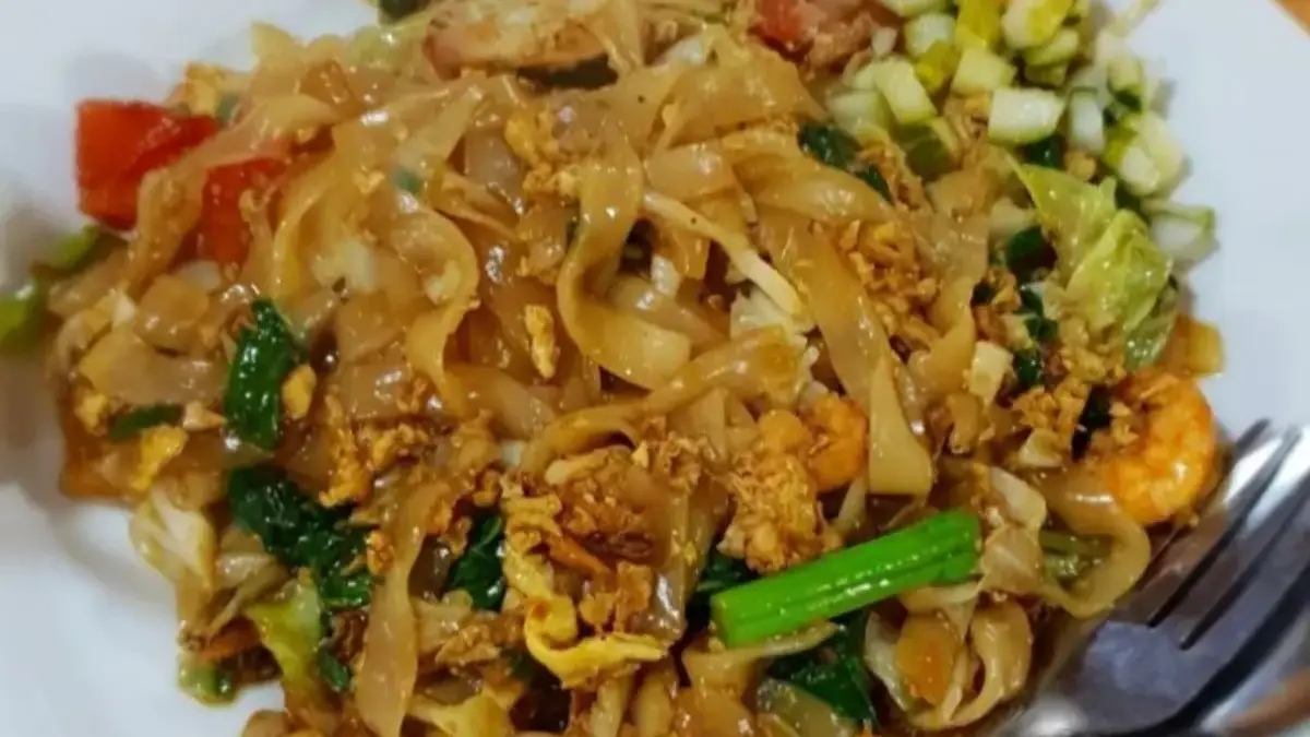 Bikin Kwetiau Seenak Restoran di Rumah: Cuma Modal Bahan Ekonomis Tapi Hasilnya Mewah