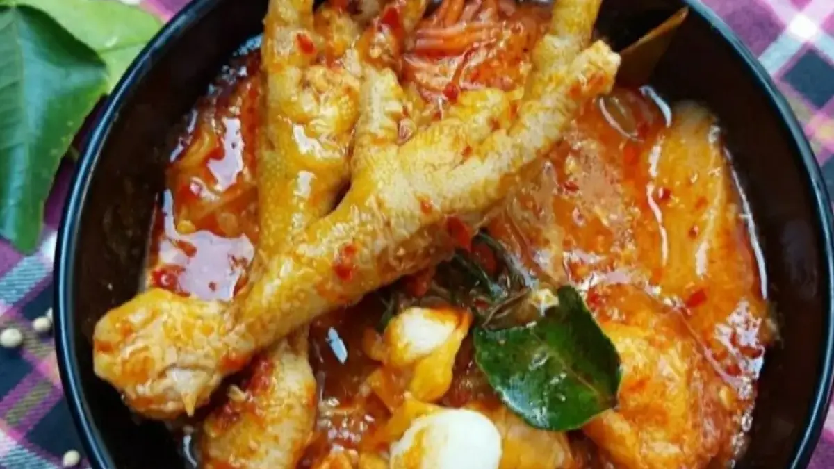 3 Rekomendasi Makanan Hangat Yang Cocok Saat Musim Hujan di Jamin Bikin Kenyang Bahagia! 3 Rekomendasi Makanan Hangat Yang Cocok Saat Musim Hujan di Jamin Bikin Kenyang Bahagia!