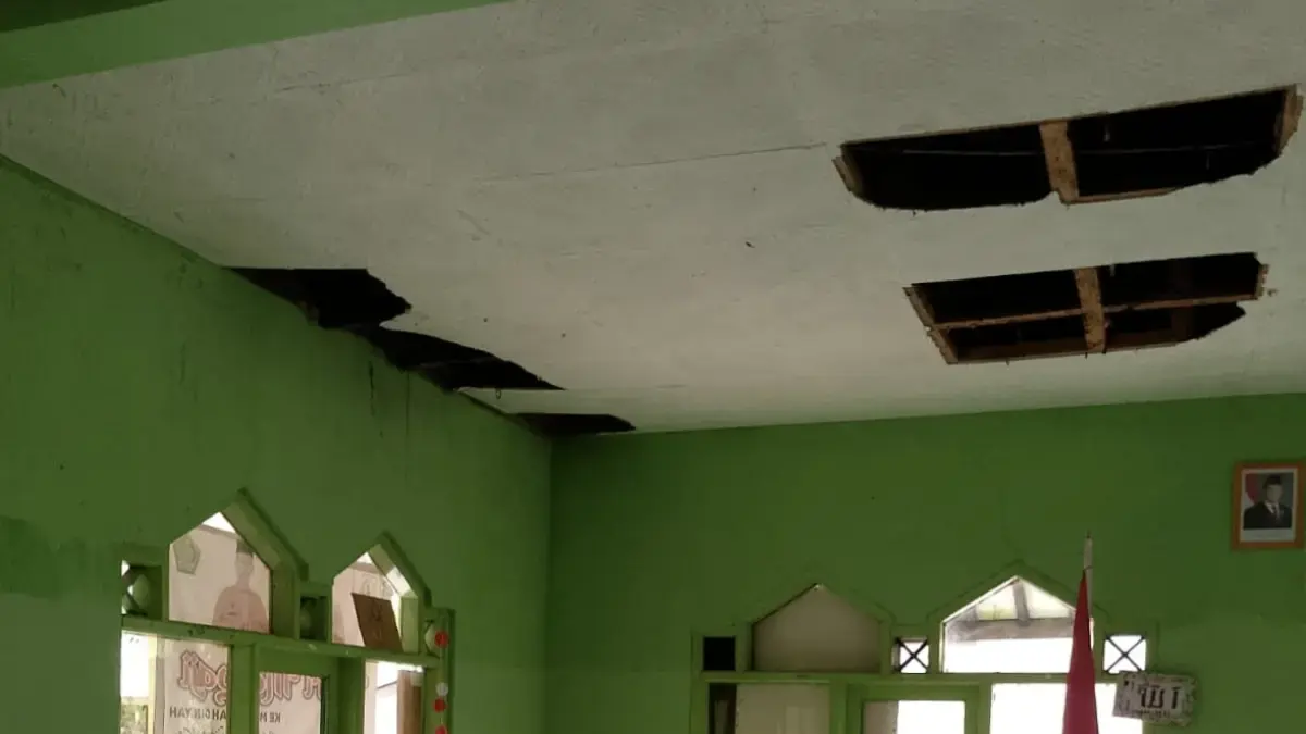 Madrasah Al Ikhlas Butuh Bantuan Dana