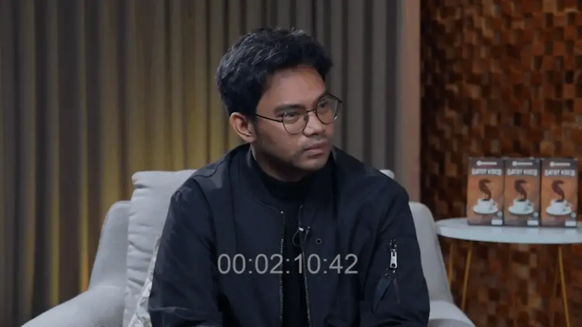 Akhirnya Muncul di Hadapan Media, Insanul Fahmi Beberkan Kenyataan Mengejutkan kepada Publik Akhirnya Muncul di Hadapan Media, Insanul Fahmi Beberkan Kenyataan Mengejutkan kepada Publik