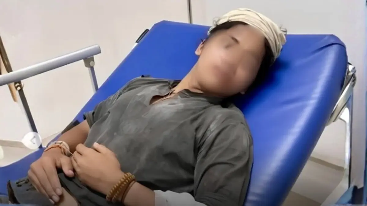 Viral! Lantaran Tidak Punya KTP, Rumah Sakit Tolak Pemuda Asli Baduy yang Jadi Korban Pembegalan Viral! Lantaran Tidak Punya KTP, Rumah Sakit Tolak Pemuda Asli Baduy yang Jadi Korban Pembegalan