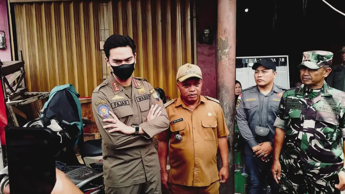 Penertiban PKL Cimanggung–Jatinangor Segera Dilakukan: Pemkab Sumedang Pastikan Humanis dan Tetap Jaga Ekonomi Penertiban PKL Cimanggung–Jatinangor Segera Dilakukan: Pemkab Sumedang Pastikan Humanis dan Tetap Jaga Ekonomi